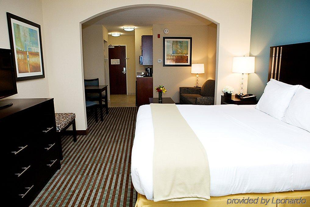 Holiday Inn Express & Suites Youngstown West I 80, An Ihg Hotel Austintown Szoba fotó